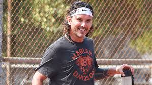 Maybe you would like to learn more about one of these? Gavin Rossdale Dating Model Gwen Singer 26 Report Hollywood Life