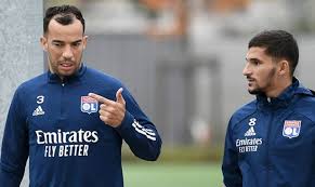 Qui Est Djamel Benlamri La Derniere Recrue De L Ol