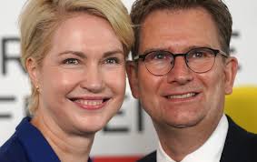 Silberhochzeit: Schwesig teilt Hochzeitsfoto aus Jahr 2000