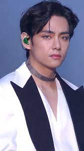 Pin By Nlnl On Tae Lockscreen In 2021 Bts Taehyung Taehyung Kim Taehyung