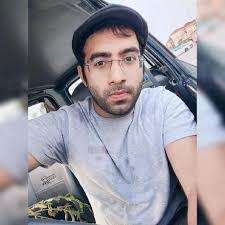 Harris Iqbal's Instagram, Twitter & Facebook