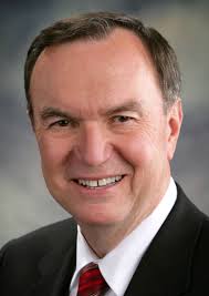 Wal-Mart picks Mike Duke as new CEO