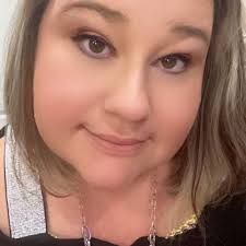 How to clear up cloudy pool water?