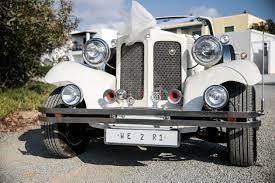 Royal Vintage Car Wedding Transport Today Royal Beauty Vintage Beauty Royal