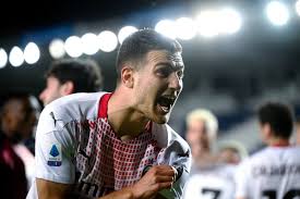 Diogo dalot could still end up at ac milan and here's how Diogo Dalot Dalotdiogo Twitter