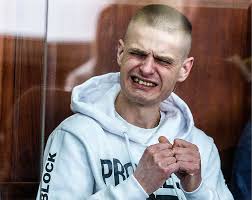 O tym, jak sobie radzi i jak wyglądało życie w zakładzie karnym, komenda mówi w czasie szczerego wywiadu w programie uwaga dla stacji tvn. Wszystko Co Musisz Wiedziec O Sprawie Tomasza Komendy Szczegoly Zbrodni Na Malgosi K Viva Pl