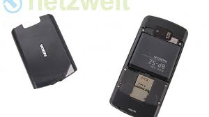 Nokia 700