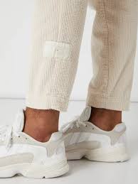 Grosse auswahl & schnelle lieferung, direkt vom hersteller! Tommy Hilfiger Tommy Hilfiger X Lewis Hamilton Cordhose Mit Stretch Anteil In Ecru Online Kaufen 1170574 Herrenausstatter Anson S