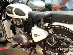 Silver color bullet classic 350. Royal Enfield Classic 350 Abs White Launch Price Rs 1 53 L Video Walkaround