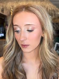 Distance really does make the heart grow fonder.. I've missed the artistry,  the laughs, the stories and all of YOU! It feels good to be back behind the  chair, serving and connecting