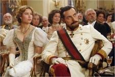 Set in early 1900s vienna, illusionist extraordinaire eisenheim (edward norton, american history x) falls for an aristocrat (jessica biel, total recall. The Illusionist 2006 Blu Ray Review High Def Digest