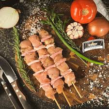 ESPETINHO FRANGO C/BACON