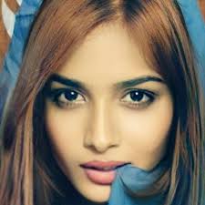 Samina Khan (@SaminaKhan22)