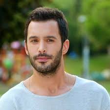 Barış arduç, whose star shined with kiralik ask turkish series, later returned to the screen with the kuzgun turkish series. Baris Arduc Brasil On Twitter