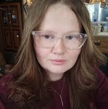 Samara Bonner's Instagram, Twitter & Facebook