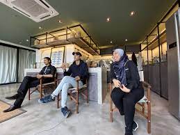 But that doesn't tell us where food delivery is going from there. Ipoh S Food Delivery Battle M Boutique Family Of Hotels Official Group Website
