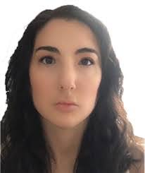 Julia Vecchio's Instagram, Twitter & Facebook