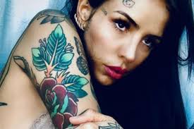 Me clonó la vida rebecca fox mostró pruebas para increpar a la hija de marcelo tinelli por copiar sus tatuajes y. Preocupante Mensaje De Cande Tinelli Los Horrorosos Pensamientos Espectaculo El Intransigente