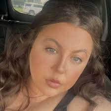 Blair Crabtree's Instagram, Twitter & Facebook