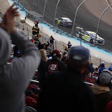 Attendance declines at nascar tracks. For Nascar A Season Of Change The New York Times