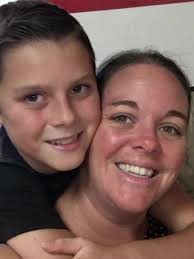 Carrie Devaney (@carriedevaney)