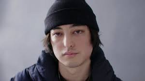 Out of respect for joji, i've changed my pfp and i'm gonna go through and delete all the rares that i joji is definetly singing better, i think he might have hired a vocal coach. Joji George Miller Image Gallery List View Know Your Meme