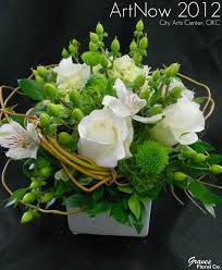 2e5bdac60c328fc98e49a37b4ceb19aa Jpg 640 778 Pixels Fresh Flowers Arrangements Modern Flower Arrangements Flower Centerpieces