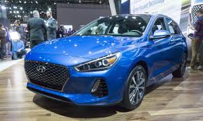 Sparen sie auf suv auto vergleichen sie marken und aktuelle preise. 2017 Chicago Auto Show 2018 Hyundai Elantra Gt Autonxt