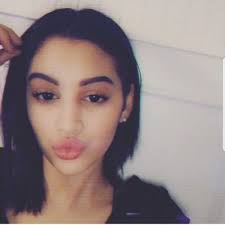 Aracelis Kiana Rojas (@Arav___r)