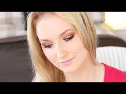 Hallooo :) ich habe lange blonde haare und braune augen + dunkle augenbrauen. Makeup Look Fur Blonde Haare Zart Rose Youtube