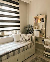 Bu Evin Her Odasinda Konfor On Planda Ev Gezmesi 2020 Tek Odali Ev Ikea Oturma Odasi Kendin Yap Oda Dekorasyonu