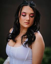 💗 • Photographer: @brookeashleyphotographyllc Hair: @jolieghost Model:  @nikolinageorgiefski