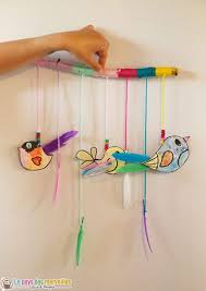 Bricolage Mobile Oiseaux Pour Enfant De Maternelle Mobile Oiseau Activite Manuelle Oiseau Bricolage De Mobile
