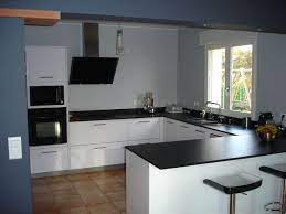 Pour un design original, vous pouvez également le choisir si vous disposez d'une cuisine avec meubles violets. Exemples De Realisations De Cuisine Toulouse Balma Blagnac Colomiers 31 Haute Garonne Cuisine Interieur Design Toulouse