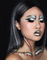 Daisy Vernon (daziix)