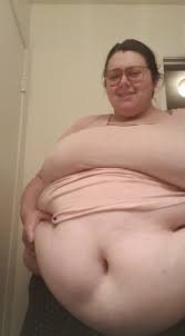 Ssbbw belly play - video 2 - ThisVid.com