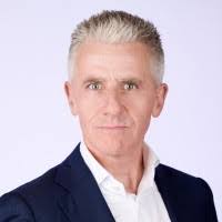 200+ Profile mit dem Suchbegriff „Noble“