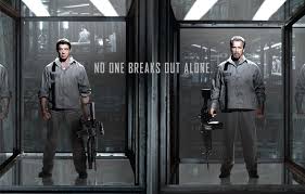 Il met en vedette gene hackman , fernando rey et roy scheider. Wallpaper Weapons Arnold Schwarzenegger Sylvester Stallone Prison Machines Sylvester Stallone Arnold Schwarzenegger Ray Breslin Escape Plan Escape Plan Swan Rottmayer Images For Desktop Section Filmy Download