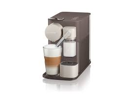Nespresso delonghi lattissima pro machine can instantly make the frothed milk ready to use right after placing it. De Longhi Lattissima One En500 Bw