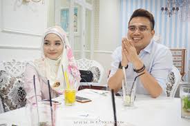 Joy revfa tanpa make up. Siapa Pengasas Produk Kecantikan Merve Bab 1 Mek Onie