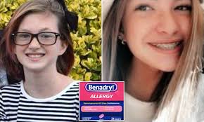 15enne Chloe Phillips Gioca Alla Benadryl Challenge E Muore Scatta L Allarme Per La Nuova E Assurda Moda Tra I Giovani