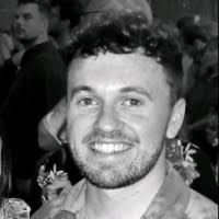 100+ Profile mit dem Suchbegriff „Everard“