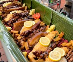 This was the best Filipino food experiences I've ever had 🔥 Big thank you  to @bahaykuboeht for your love and generosity. Great food and I even had  fun doing some karaoke with