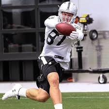 The former linebacker set up the colton underwood legacy foundation in 2015 to raise money for the. Colton Underwood Nfl Career