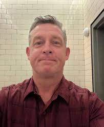 My house is so beautiful, I live in it alone because I am a widow, my  children live separately from me.