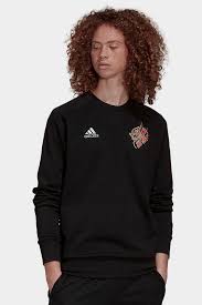Adidas Launches Dragon Emblazoned Manchester United Kit For Chinese New Year New Years Shirts Manchester United Manchester