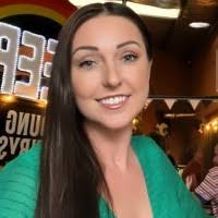 Ashley Secrest's Instagram, Twitter & Facebook