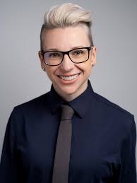 Natalie Abrams's Instagram, Twitter & Facebook