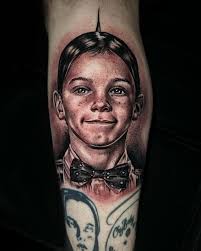 Love this job 🥷⚔️ Truly thankful for all the love and support 🙏🏼💯  BOOKING/txt 9098440011 for info. #markmerinoart #california #anaheim  #bishoprotary #blastedhemp