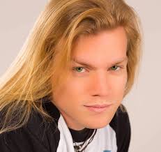 Drew Dye's Instagram, Twitter & Facebook